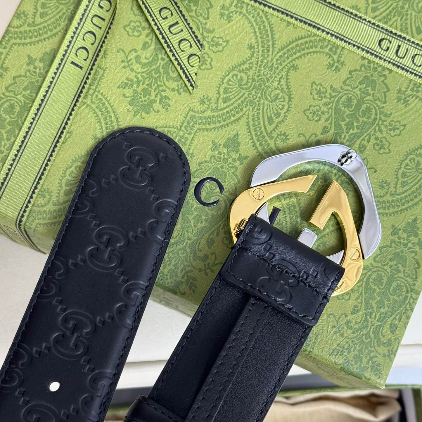 Stylish Two-Color Square Metal Buckle Belt