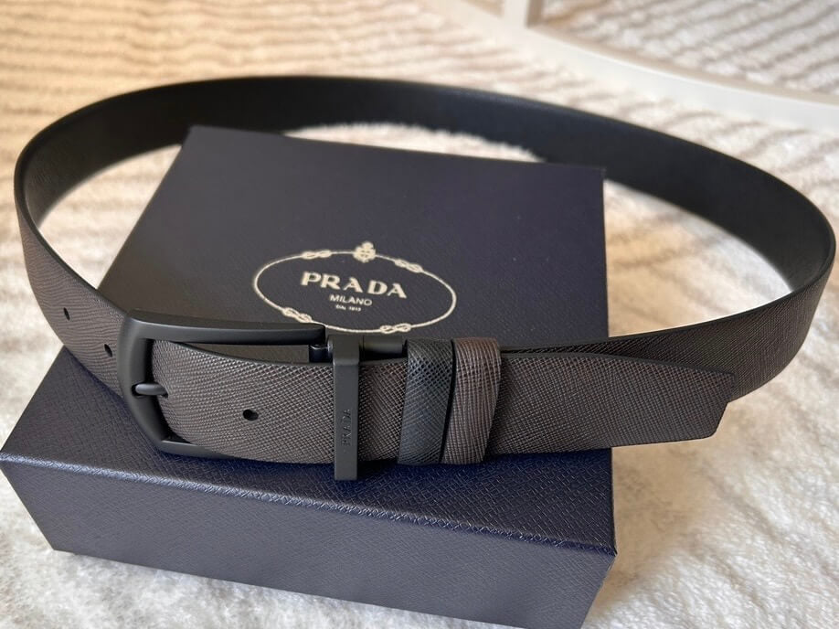 Minimalist Style Reversible Two-Tone Belt