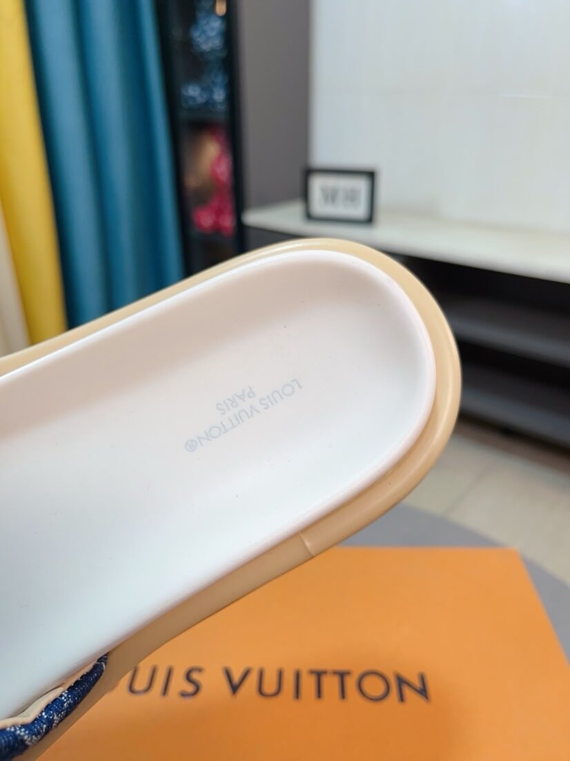Classic All-Over Print Slippers