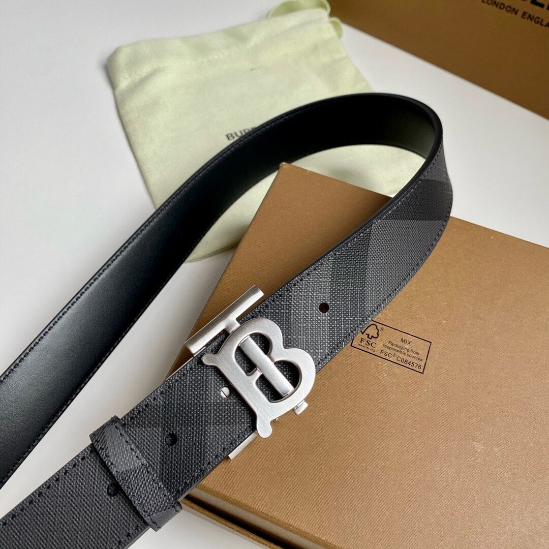 Classic And Minimalist Plaid Belt