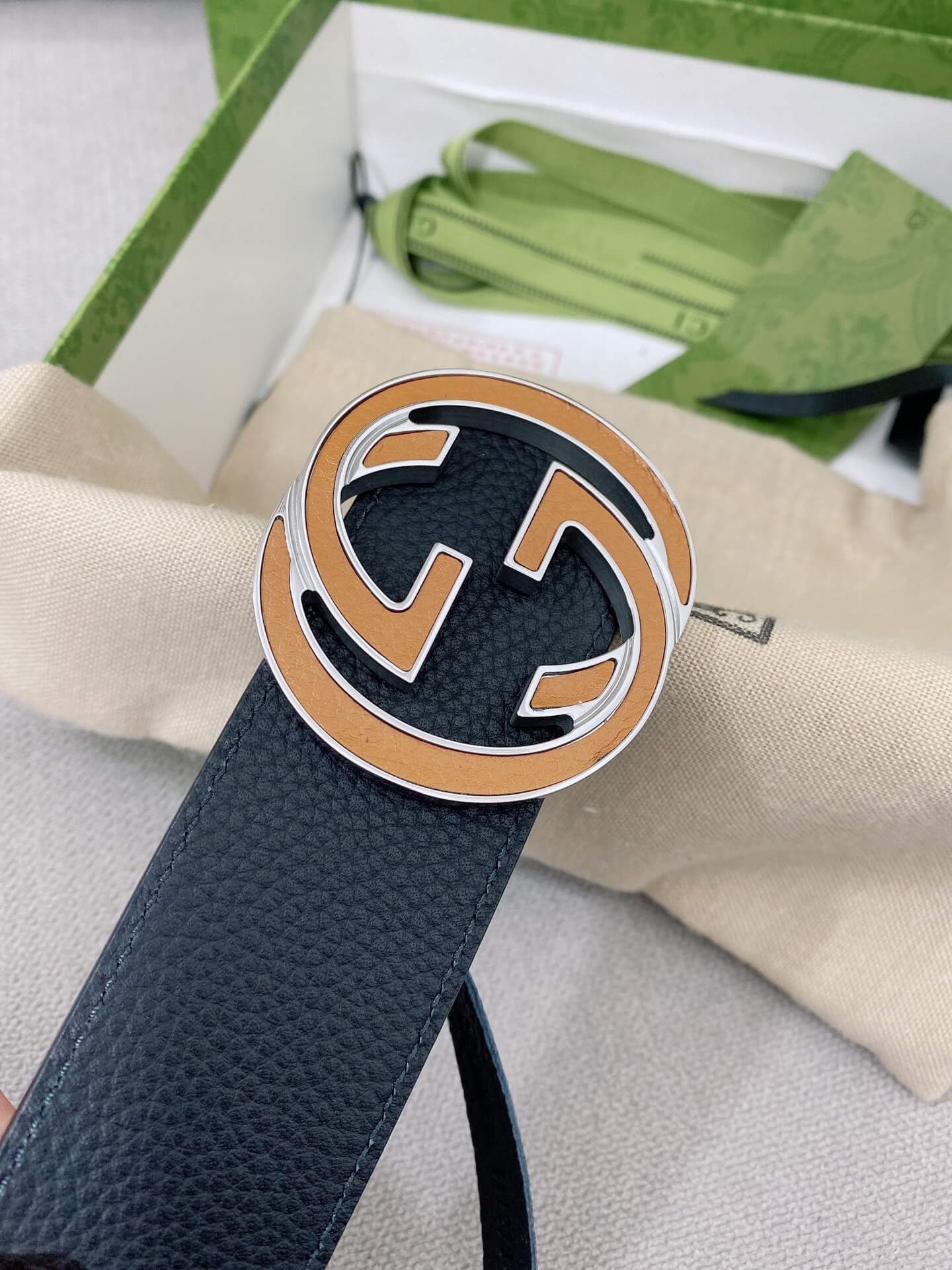 Fashionable Reversible Metal Buckle Belt