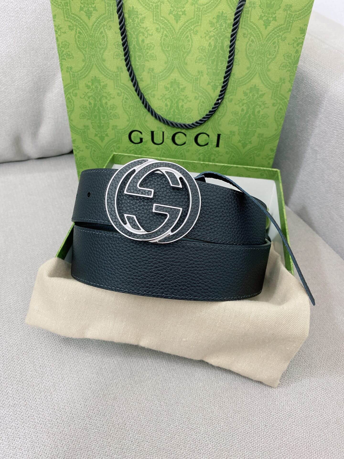 Fashionable Reversible Metal Buckle Belt
