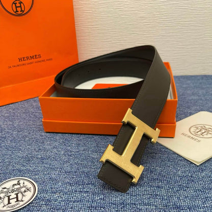 Classic Simple Letter Buckle Leather Belt