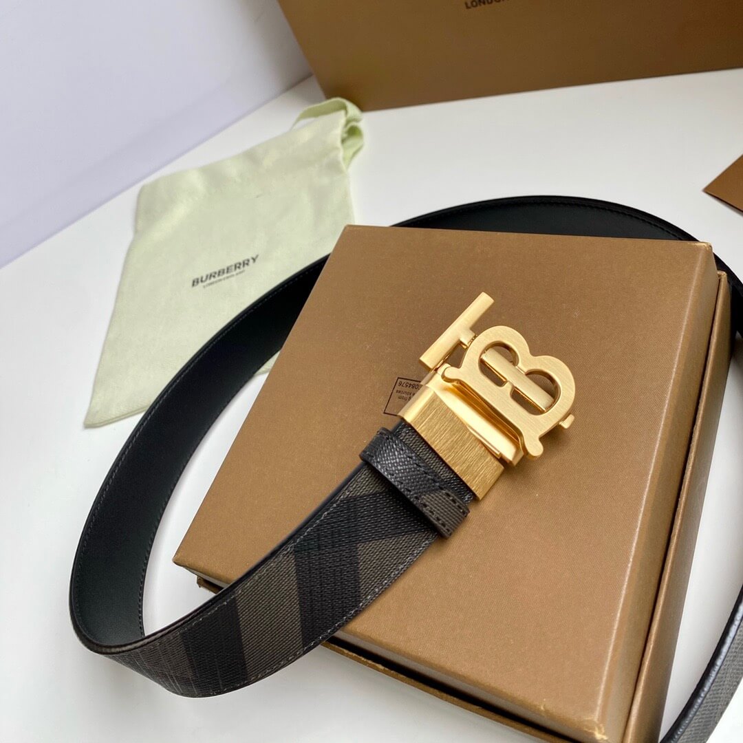 Classic And Minimalist Plaid Belt