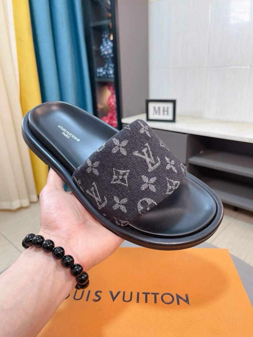 Classic All-Over Print Slippers