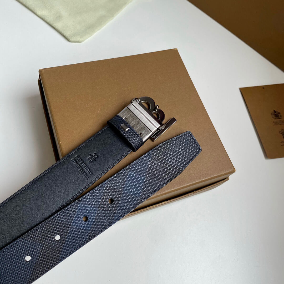 Classic And Minimalist Plaid Belt