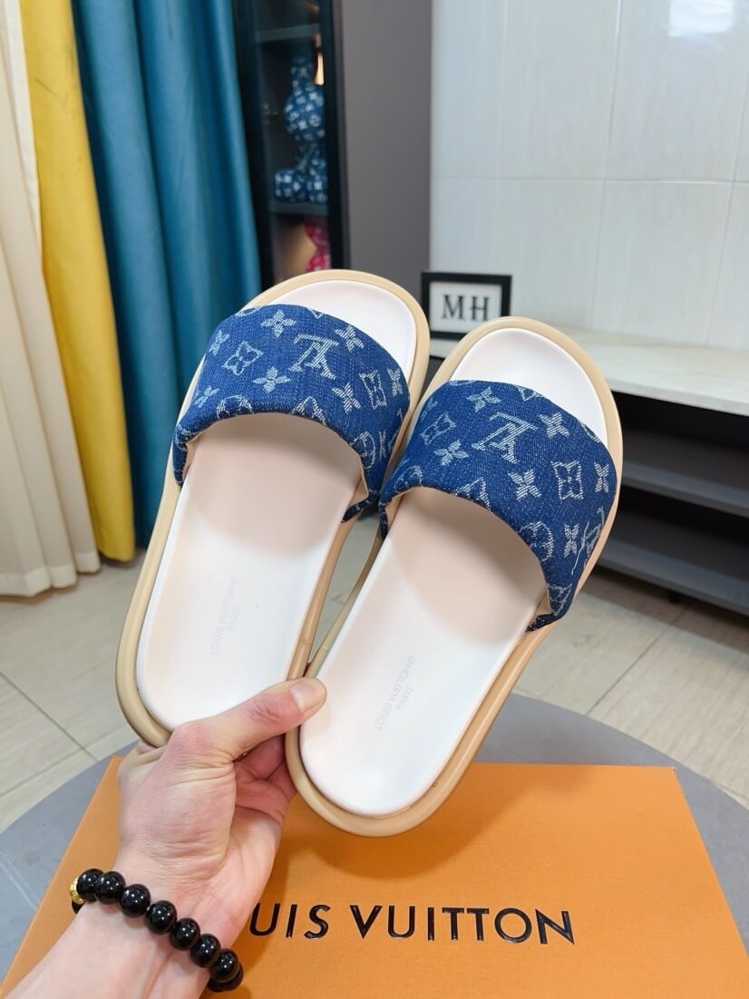 Classic All-Over Print Slippers